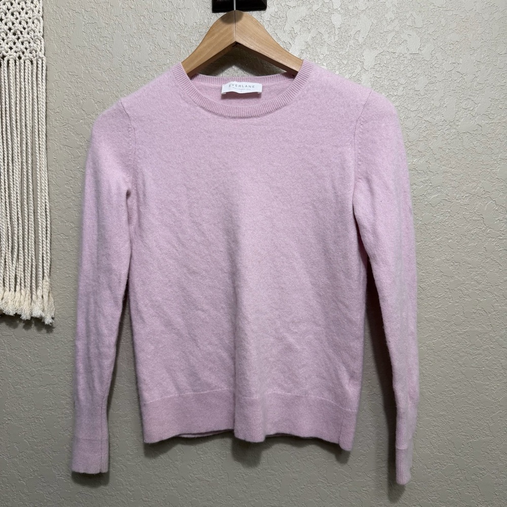 Everlane cashmere women sz S fitted light pink sweater